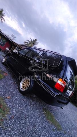 2004 Toyota UNSER 1.8 LGX (A) - 2