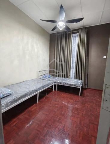 ROOM @KOTA DAMANSARA Terrace House @Masjid Kota Damansara 1