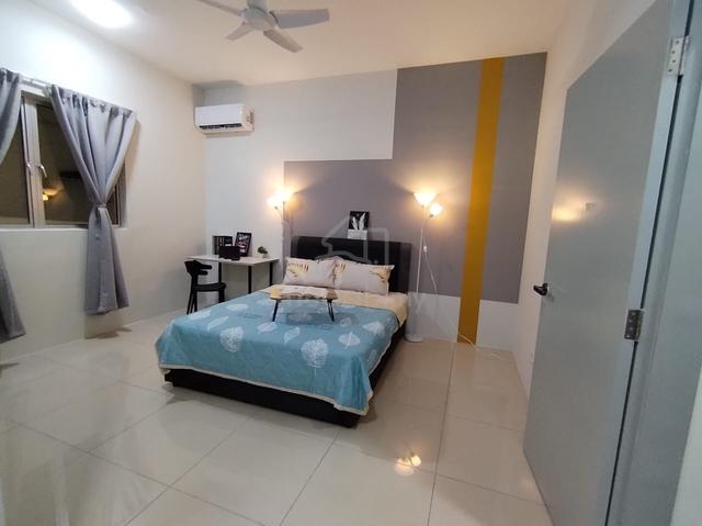Platinum OUG Master room | 5 Mins Walk to LRT Muhibah π 1