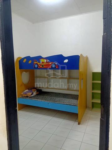 Taman Impian Jaya Single Storey Terrace 4 Bed Partial Furnished Senai 1