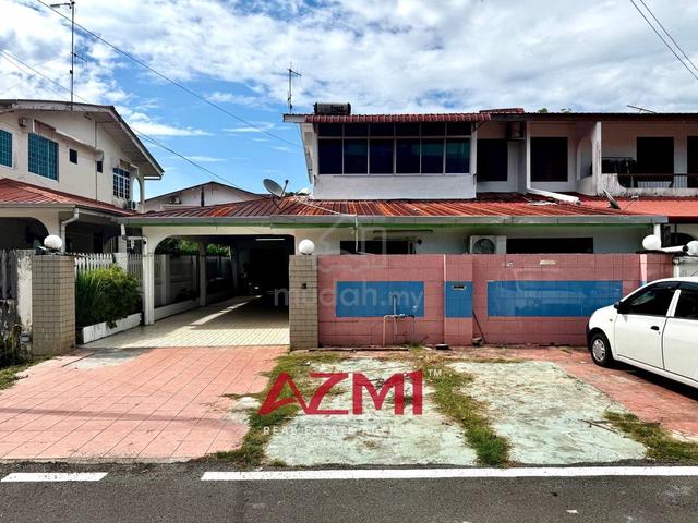 Old House Good Location Double Storey Semi Detached at Grand Park Miri 1