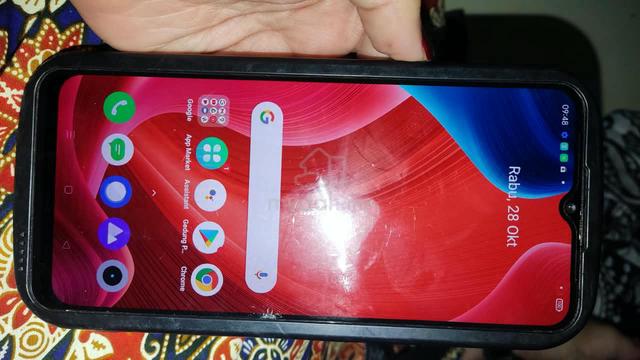 handphone - photo 2 of 2