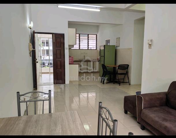 Arratoon Court 1
