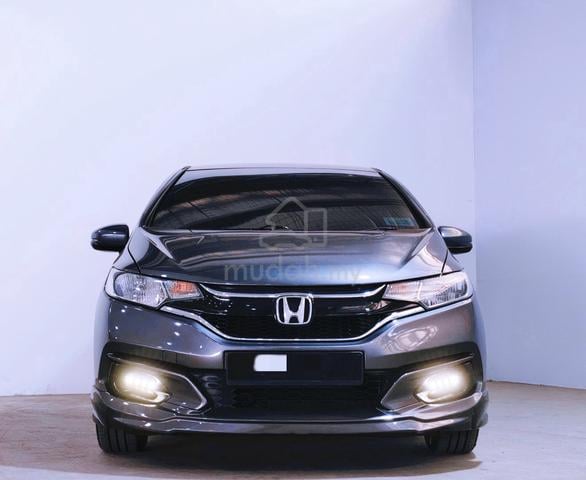 2017 Honda JAZZ 1.5 V  (A) 💯 Full Loan + Warranty - 3