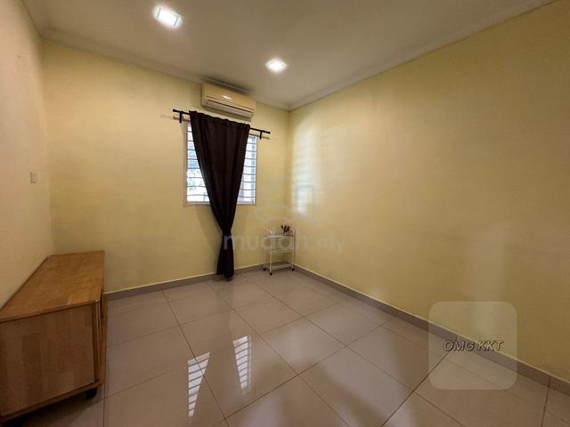 Move in Condition Batu Belah Kapar 1.5 Sty Cornerlot Terrace House 1