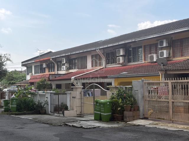 BELOW MARKET 2sty House Taman Dahlia cheras Alam Damai Bukit Anggerik 1