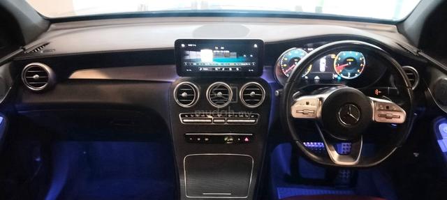 Mercedes Benz GLC300 2.0(A)TURBO AMG LINE F/L*70KM - 3