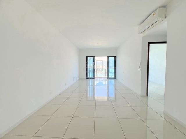 Queens Residences Q1 @ Queens Waterfront 1