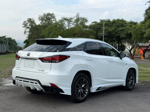 2022 Lexus RX300 2.0 F SPORT*BODYKIT*PAN ROOF*360 - 4