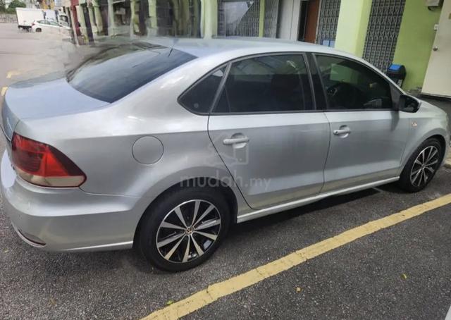 2016 Volkswagen VENTO 1.2 TSI HIGHLINE (A) - 5