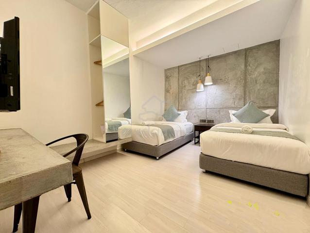 NEAR JONKER WALK! Homestay Airbnb Ready 2 Storey House Kota Laksamana 1