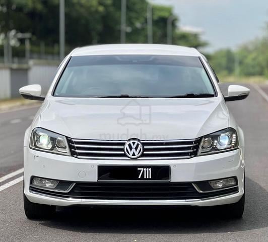 2013 Volkswagen PASSAT 1.8 TSI (CKD) (A) - 2