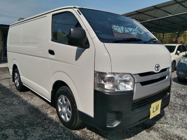 R /2023/ Toyota HIACE 2.5 TURBO (M) PANEL VAN - 1