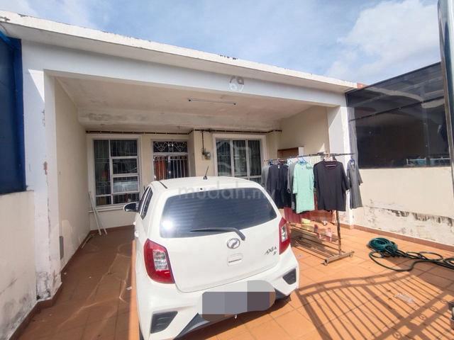 For Rent Single Storey Jalan bestari 23/X @Ulu Tiram T100626 1