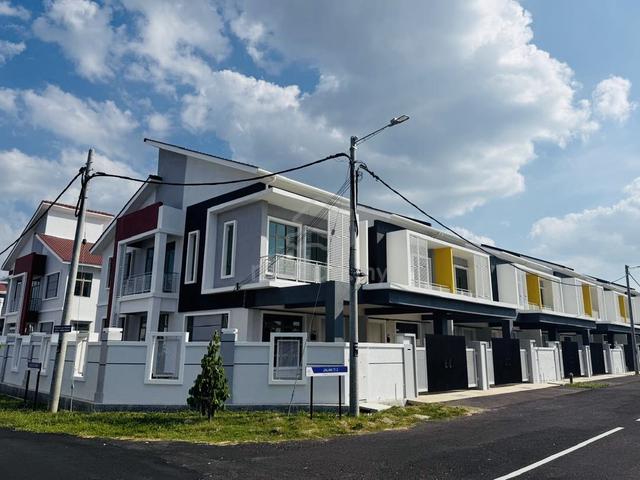 FREEHOLD Ready Move🔥2 Sty Terrace Bukit Katil Melaka City 1