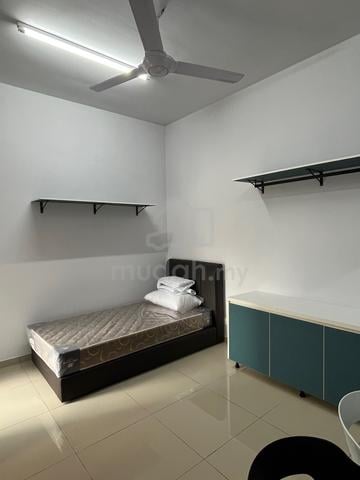 Room to let area semenyih 1