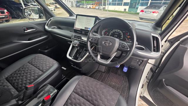 2023 Toyota VOXY 2.0 S-Z (A) - 4