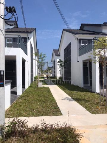 Termurah ‼️ End Lot Kita Bayu Townhouse, Cybersouth , Dengkil 1