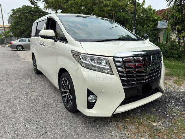 2015 Toyota Alphard 2.5 One Owner Powerbot 8Seater - 1