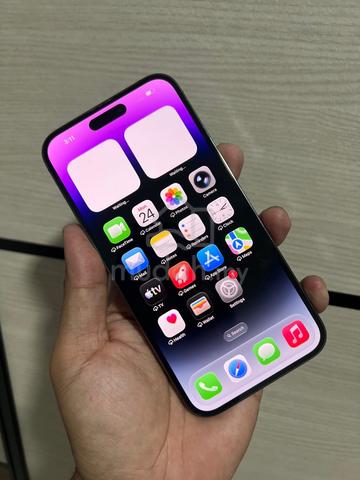 Carousel Image