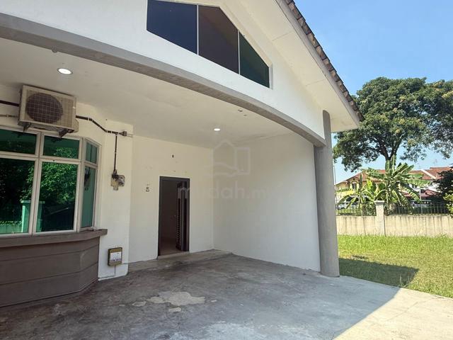 Kempas Indah single storey Setia Tropika 3 Bed Partially Furnished CIQ 3