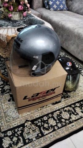 helmet baru dan terpakai untuk dijual murah  - photo 3 of 6