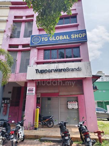 Bangunan kedai 3 Tingkat Lot Tepi, Tengah Bandar Kuala Terengganu. 1