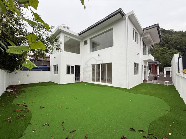 Freehold |Newly Renovated | End Lot Semi D - Taman Melawati KL 1