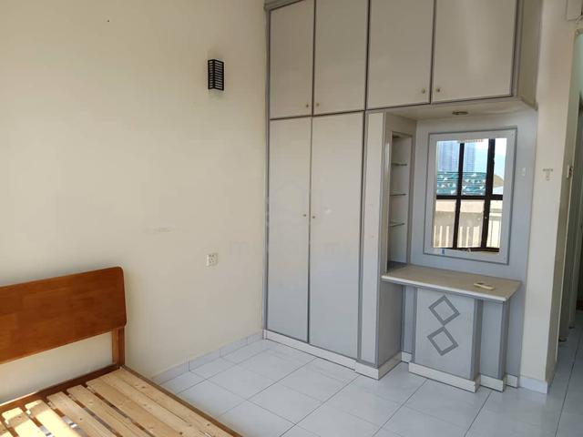E-Park Condominium 5