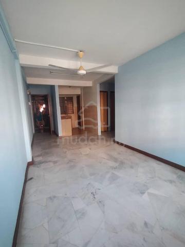 Flat PKNS Seksyen 7 Shah Alam 1