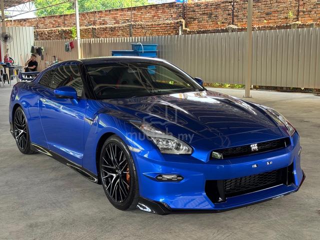 2023 Nissan GTR R35 Black Edition - 1