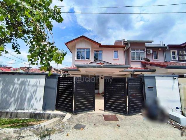 Taman Puchong Hartamas, Puchong, Selangor - Corner Lot 1