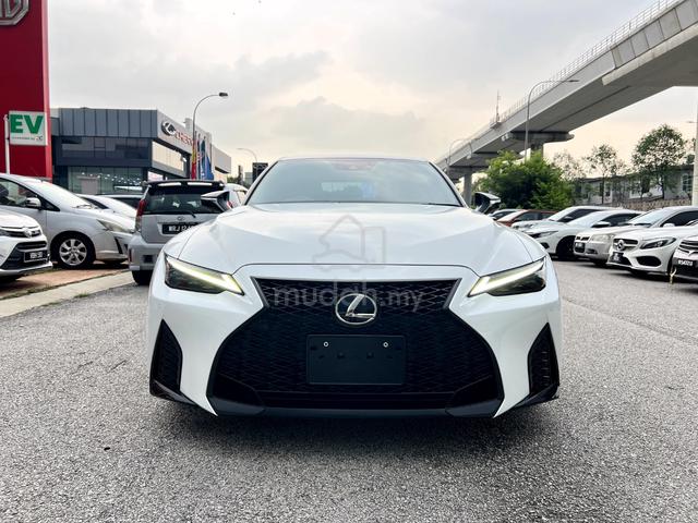 2021 RECON Lexus IS300 2.0T F SPORT MODE BLACK - 2