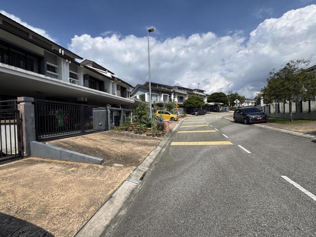 CHEAPEST ! 2 Storey Terrace Saffron Hills, Denai Alam, Shah Alam 3