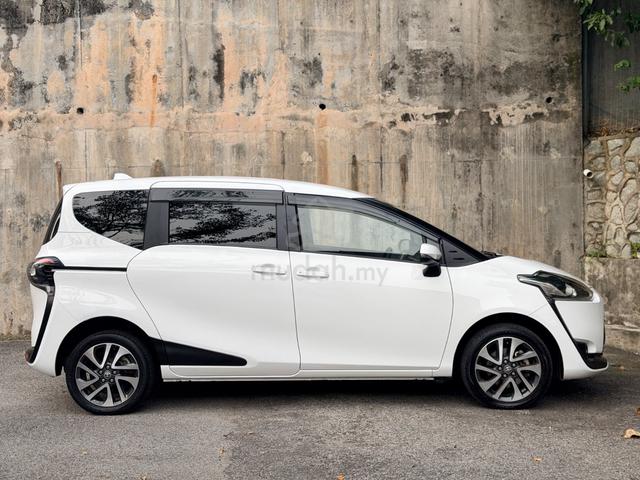 Toyota SIENTA 1.5 V (A) 2 POWER DOORS / 7 SEATER - 3