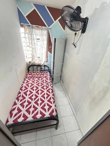 Bilik Sewa Lelaki di Flat Seri Jasa, Seri Kembangan near Balakong 1