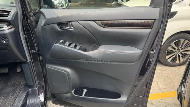 2021 Toyota ALPHARD 2.5 S TYPE GOLD 2 /SUNROOF - 5