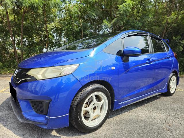 Honda CIVIC 1.8 (A) 1 OWNER FAST DELIVERY - 1