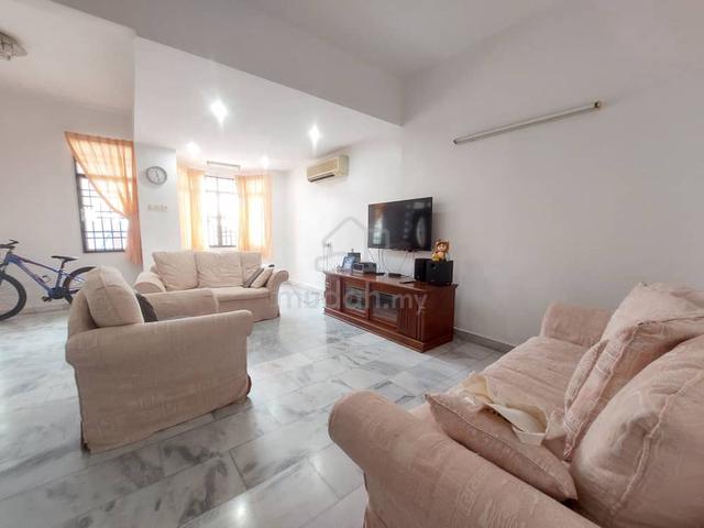 Double storey house in Sungai Nibong, behind big field 1