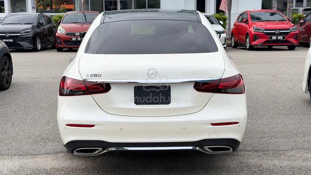 2022 Mercedes Benz E200 1.5 AMG LINE Sedan - 4