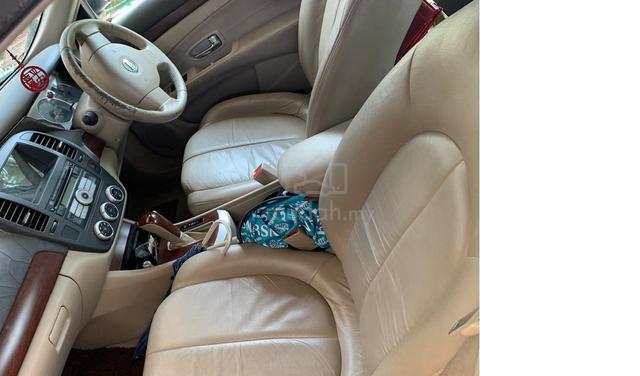 2010 Nissan SYLPHY 2.0 LUXURY (A) - 4
