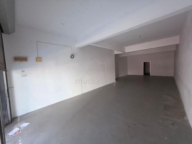 22x70 3 Sty Shop Bandar Bukit Tinggi Klang 1