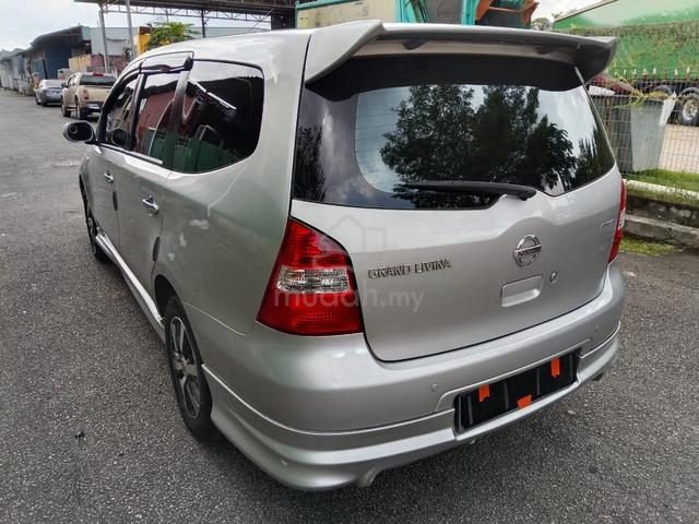 2013 Nissan GRAND LIVINA 1.8 PREMIUM/AUTECH MC - 2