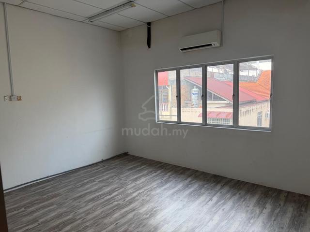 2nd floor Office for Rent 1