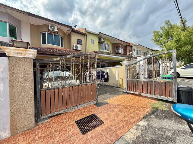 NON BUMI LOT RENOVATED ✅ 2 Storey Terrace Kota Perdana Seri Kembangan 1