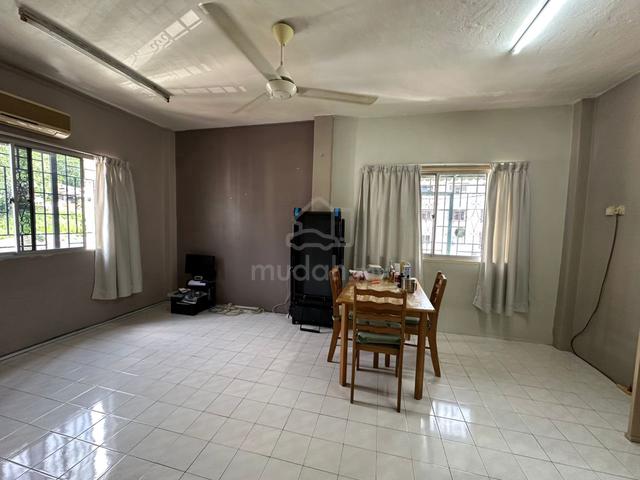 Freehold n Renovated Taman Cheras Awana Apartment 1