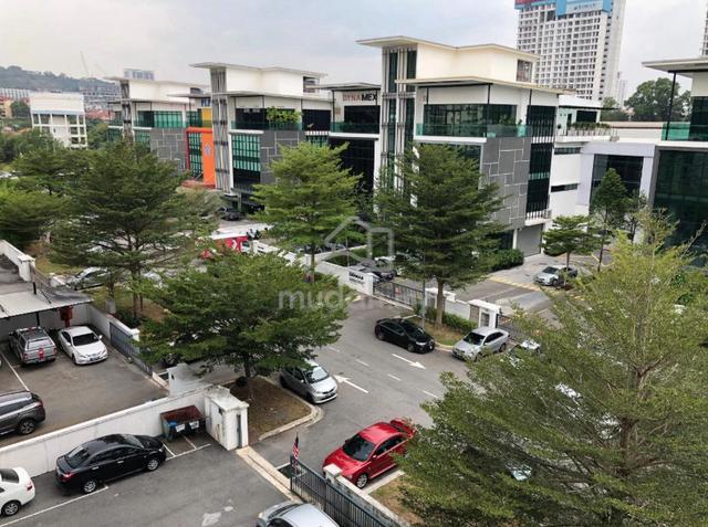 Warehouse Factory Rent Pusat Teknologi Sinar Puchong 8400sf Jalan PPU 1