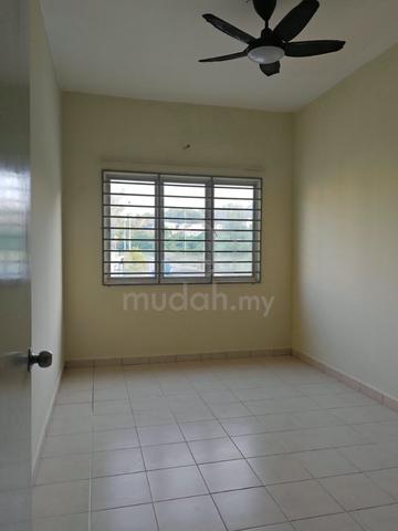 Baiduri Courts (Bukit Puchong) 1