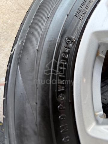 Rim original axia 14 inch siap tayar toyo tahun 24 - photo 4 of 6