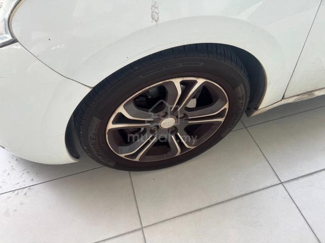 2014 PEUGEOT 208 1.6 (A) HATCHBACK (Cat Tak Cantik - 4